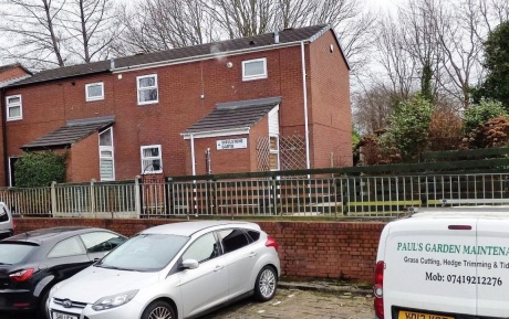 Property-rent in WELLSTONE GARTH, BRAMLEY LS13 4HL