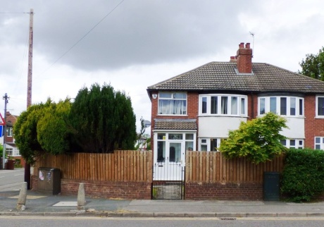 Property-sale in Broad Lane, Bramley Leeds LS13 2HS